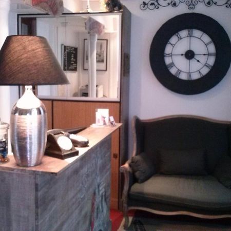 פריז Hotel Cosy Monceau מראה חיצוני תמונה