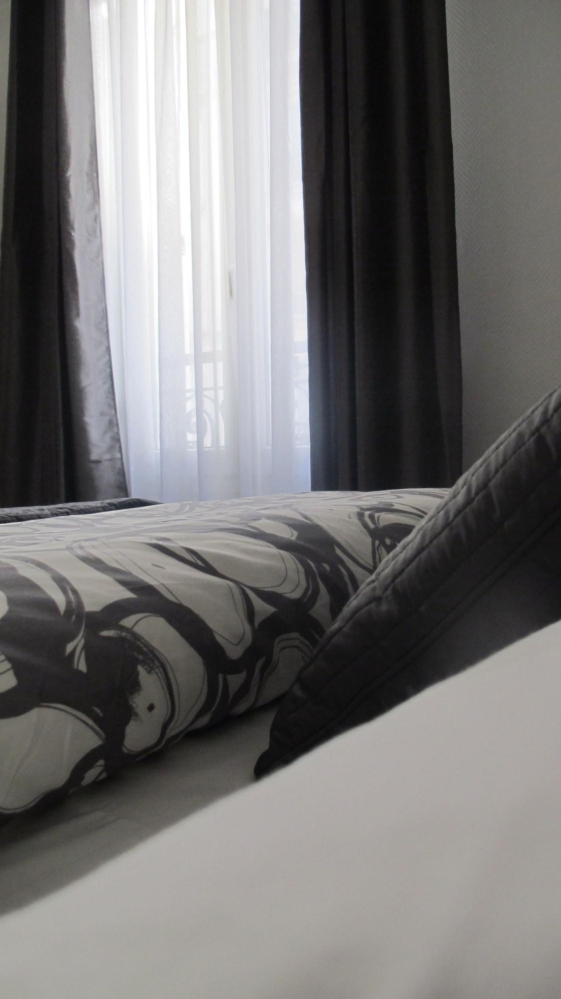 פריז Hotel Cosy Monceau מראה חיצוני תמונה
