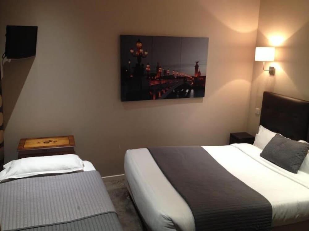 פריז Hotel Cosy Monceau מראה חיצוני תמונה